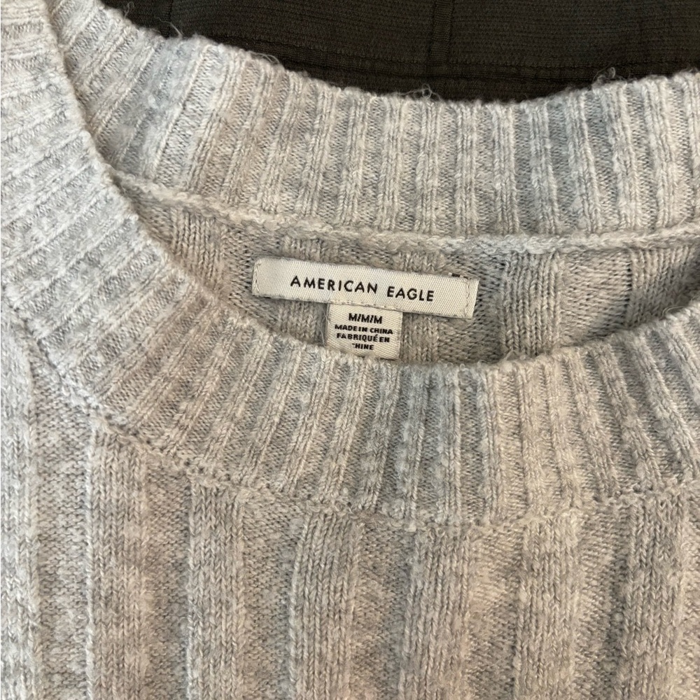 Cozy Gray Ribbed Sweater - Picture 2 of 2